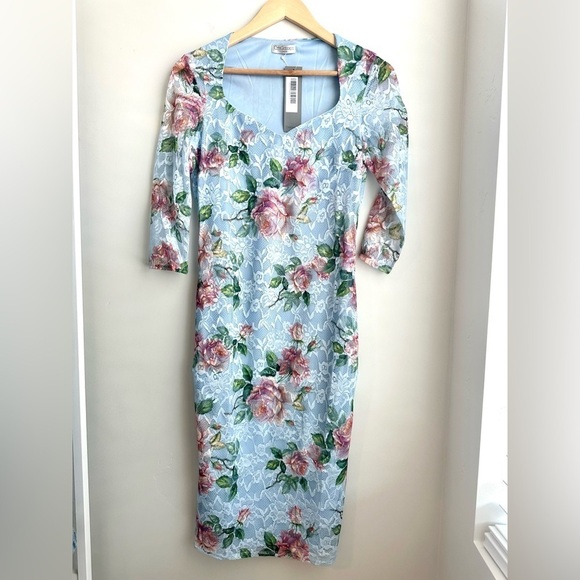 City Goddess Floral Lace Dress - Picture 2 of 4